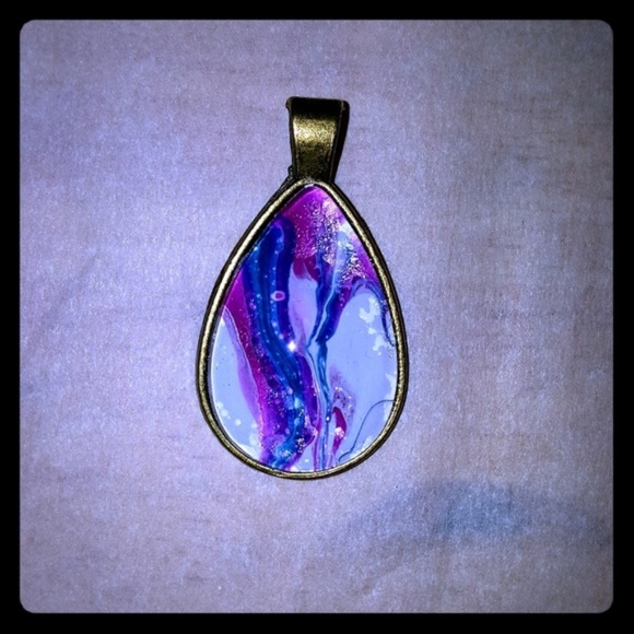 Hand Painted 1" Necklace Pendant - Picture 1 of 1